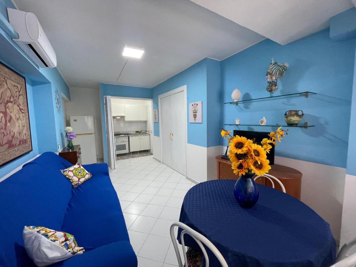 La Casa Di Dafne Apartment Messina Luaran gambar